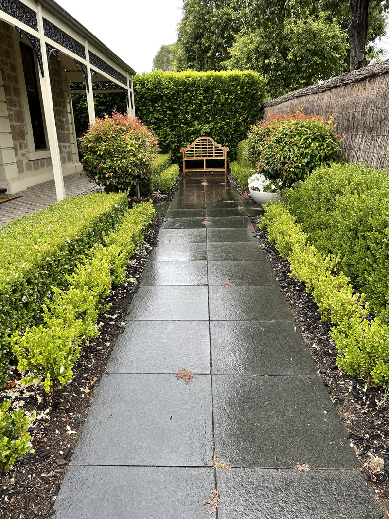 lawn-mowing-adelaide